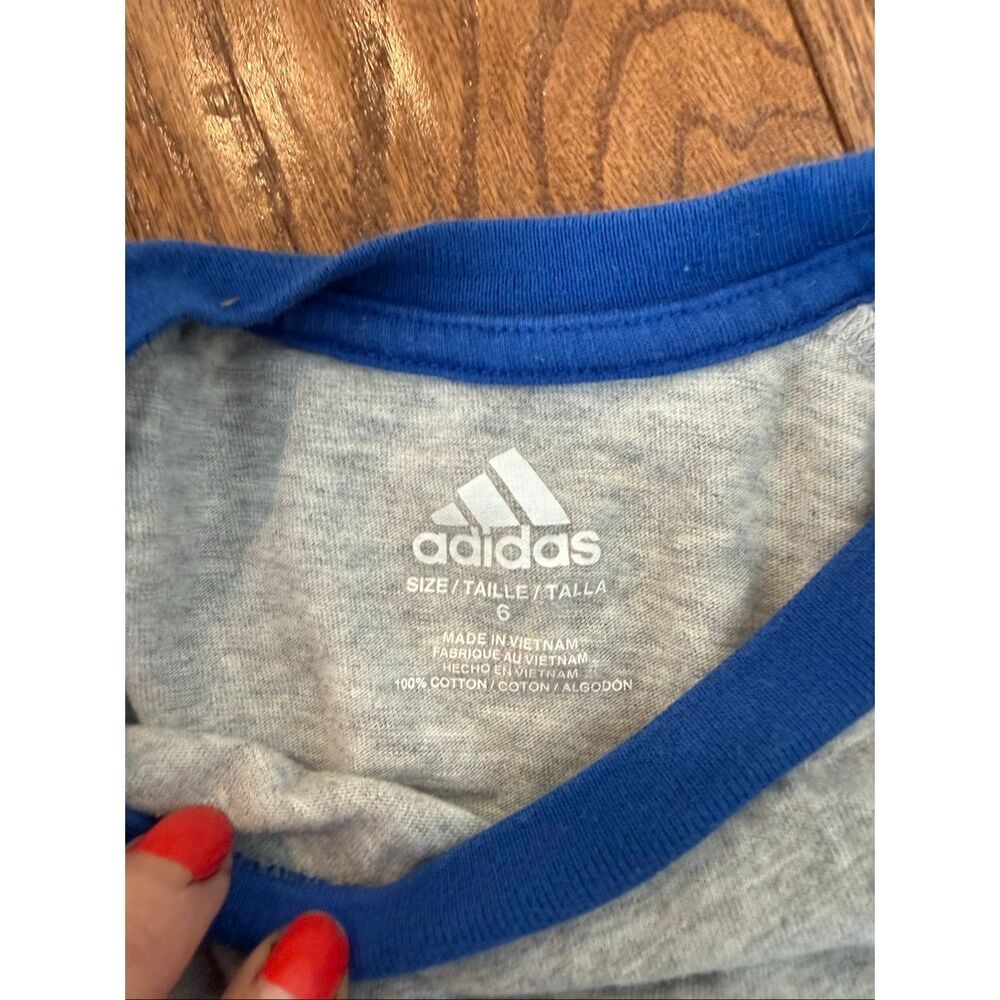 Adidas size 6 boys shirt and short bundle - Picture 6 of 8